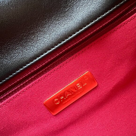 Chanel 19 Medium/Large black - Picture 3 of 11